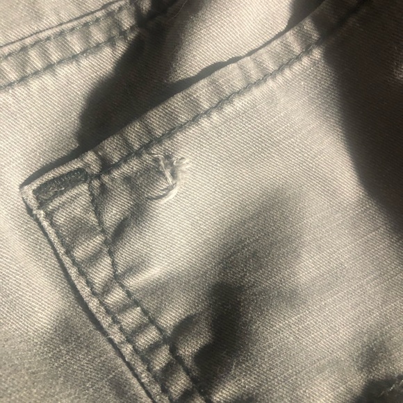 Dockers Men’s Grey Jeans - Size 30W x 30L - Good Used Condition - Picture 2 of 6